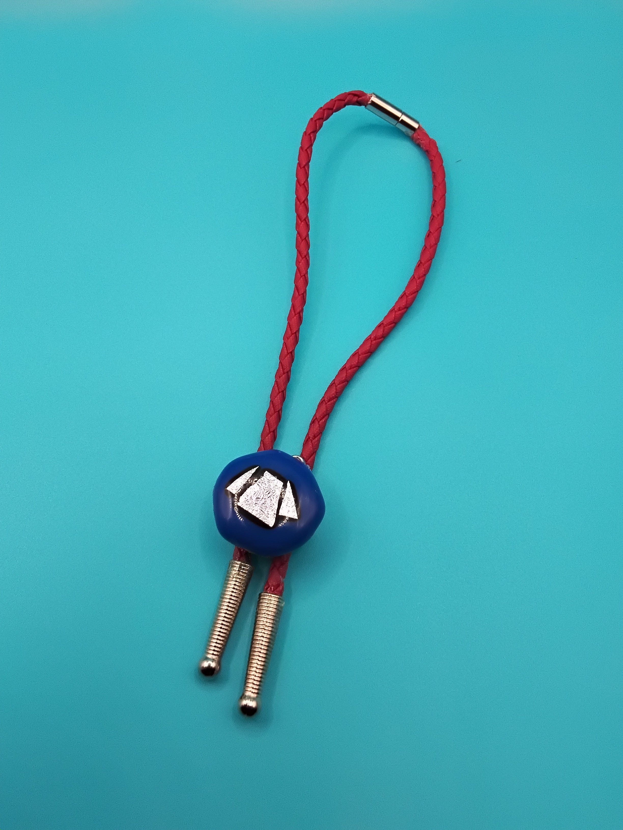 Magnetic Pet Bolo | Southwestern Pet Bolo Accessory | Dichroic Maroon Faux Leather Bolo - Neck Size (S)