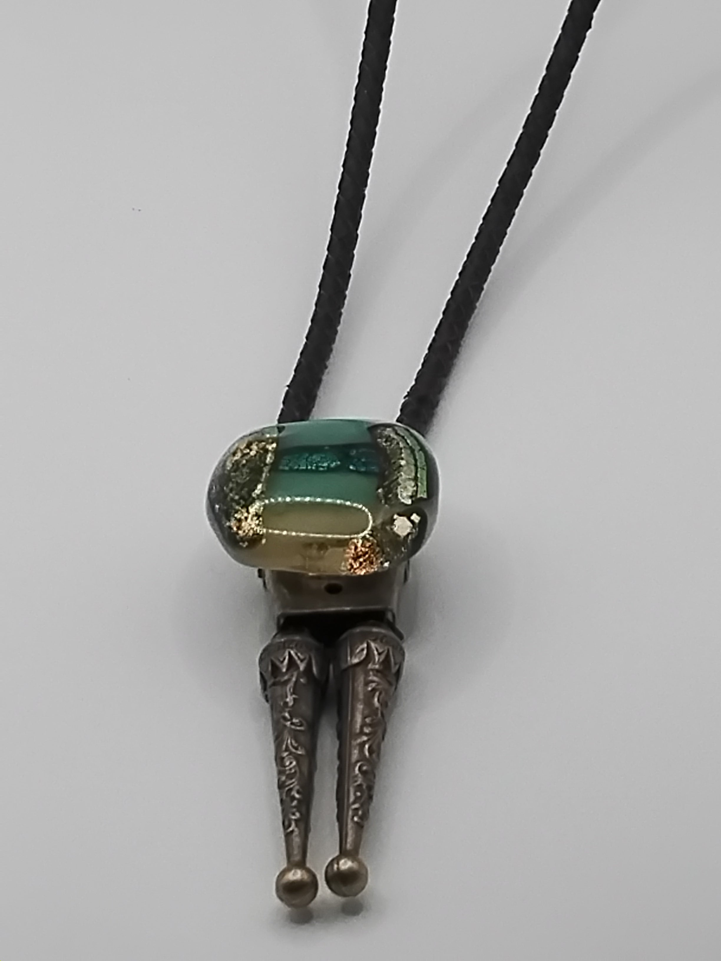 Magnetic Pet Bolo Dichroic | Lightweight Magnetic Pet Bolo Tie | Brown Genuine Leather Bolo - Neck Size (XL)